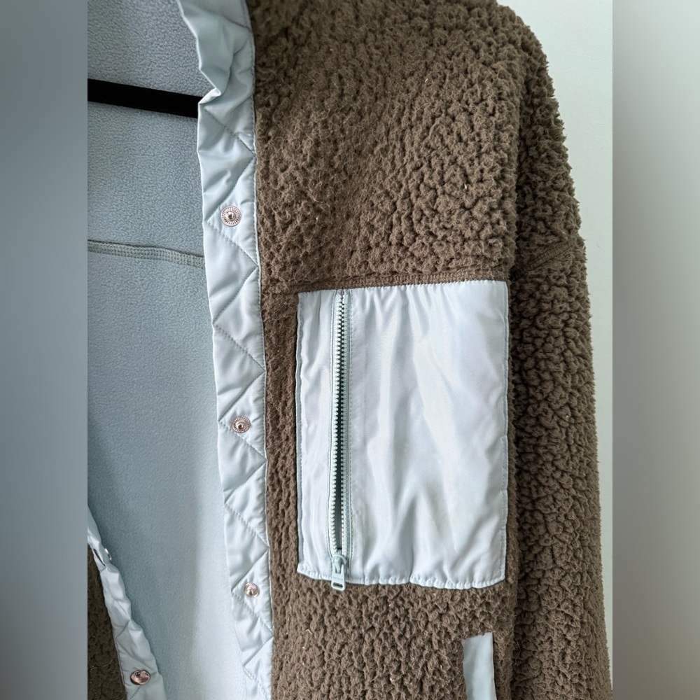 Express OVERSIZED Cozy Button Down Teddy Fleece Jacket - Picture 2 of 5
